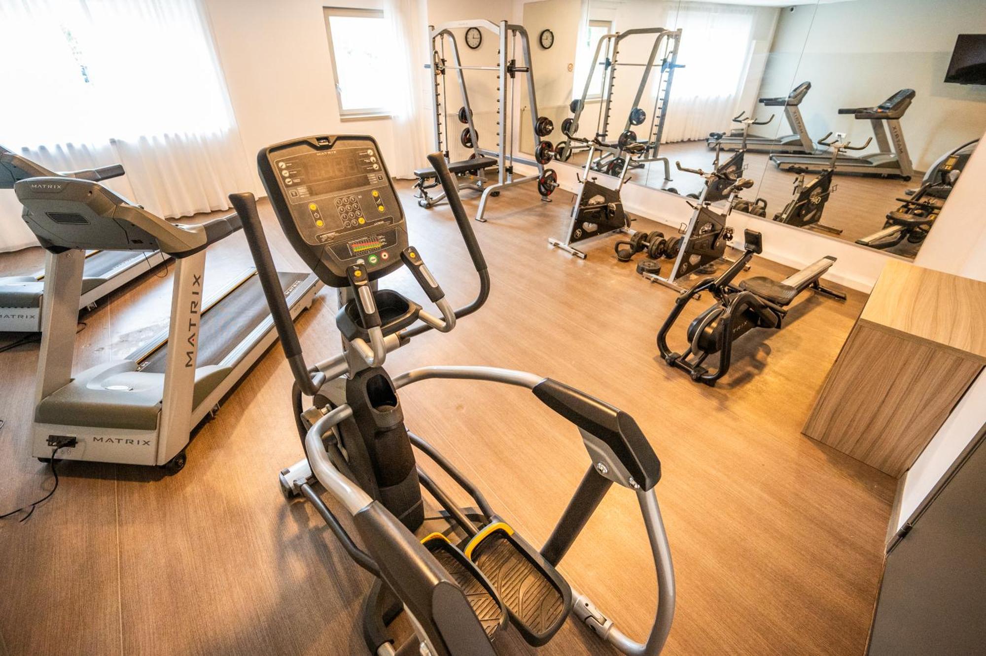 Nemea Elypseo Port Aparthotel 3*